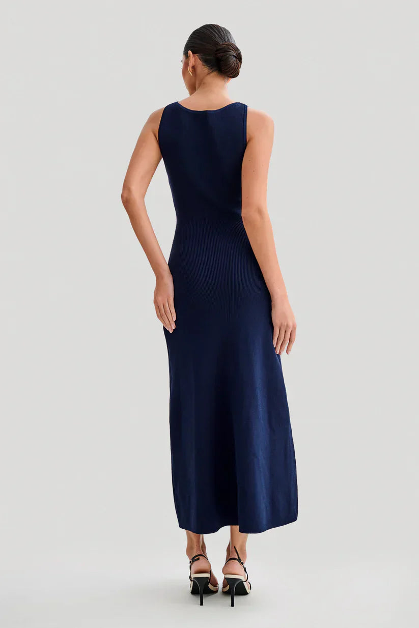 Amaris Hilton Dress