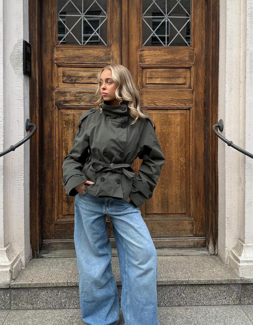 Olivia Cropped Trenchcoat