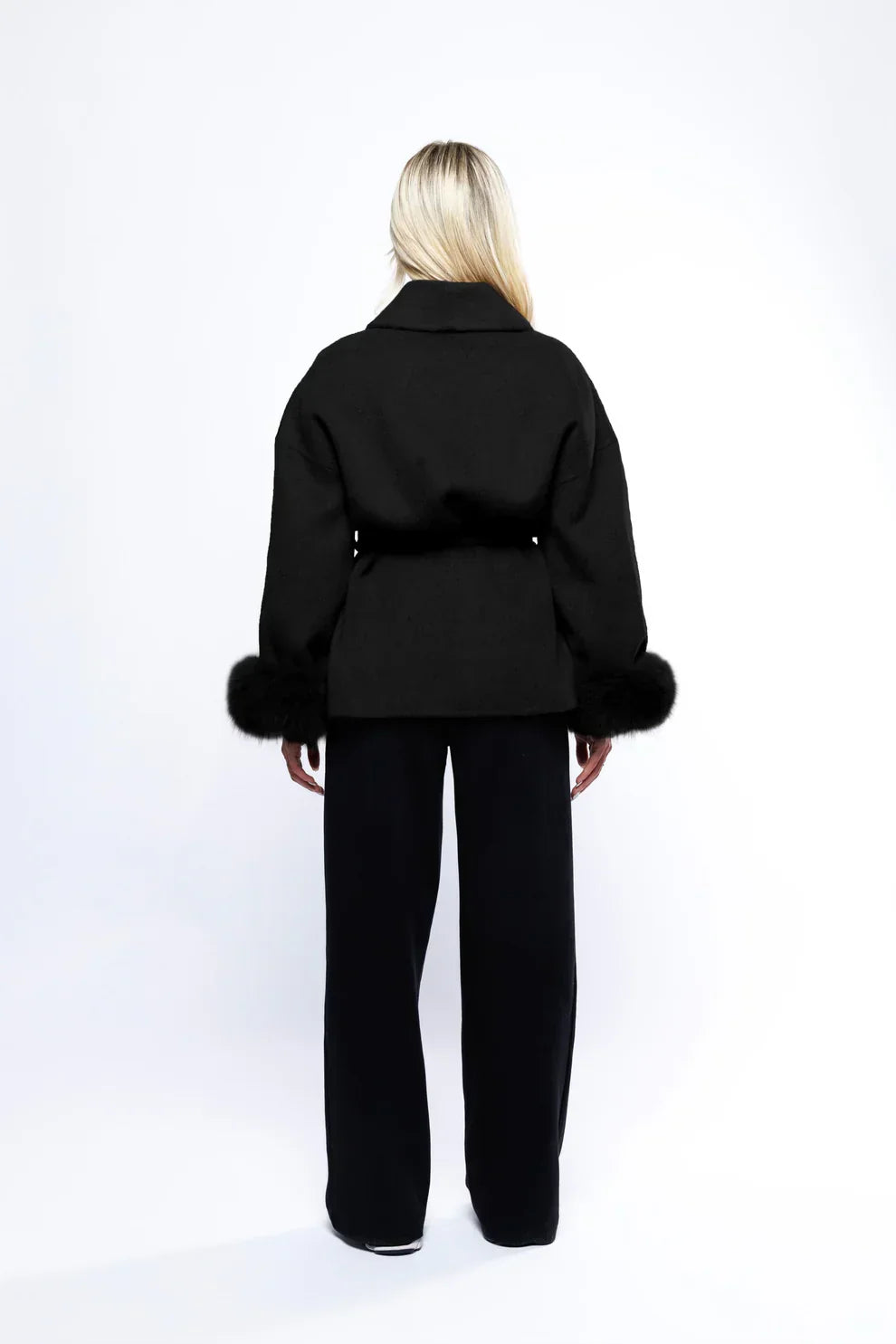Lana Luxe Coat | Winterjas met Faux Fur Details aan de Mouwen